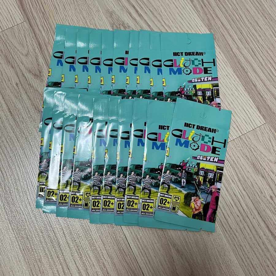 bbumbllebees's tweet photo. ไม่พร้อมส่ง ♡ 

trading card B ver  - 320 ฿ / ซอง (20)

ค่าส่ง 30฿ กี่ซองก็เท่านี้ 

สนใจ เมนชั่นจำนวนค่ะ #ตลาดนัดnct https://t.co/U5vwt8Mb48