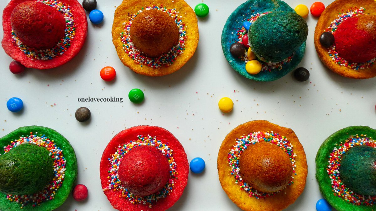 onelovecooking's tweet photo. To celebrate Cinco de Mayo I made these cute and yummy Sombrero Cookies filled with M&amp;M's. 😋

#CincodeMayo #cookies #sombrero #onelovecooking #foodblog #foodblogger #desserts #Foodies #baking https://t.co/lwRHpZI9E5