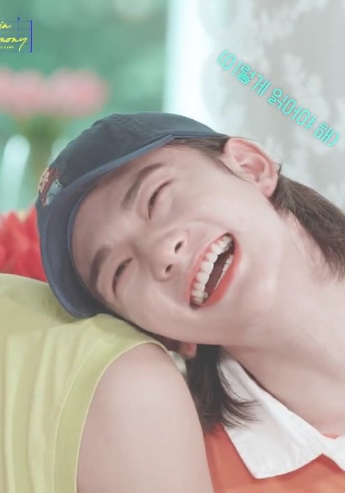 - a thread of little hyunjin because it's children's day today