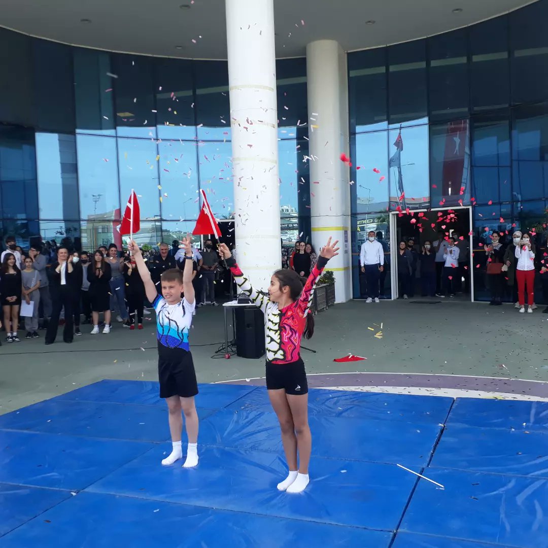 UOGaziemir's tweet photo. Bugünün küçükleri yarının büyükleridir.Ulu önderimiz Mustafa Kemal ATATÜRK' ün ışığında büyüyen tüm çocukların 23 Nisan Ulusal Egemenlik ve Çocuk Bayramı kutlu olsun.🇹🇷🇹🇷🇹🇷

#23NisanUlusalEgemenlikveÇocukBayramı https://t.co/dpYhAbAcfe