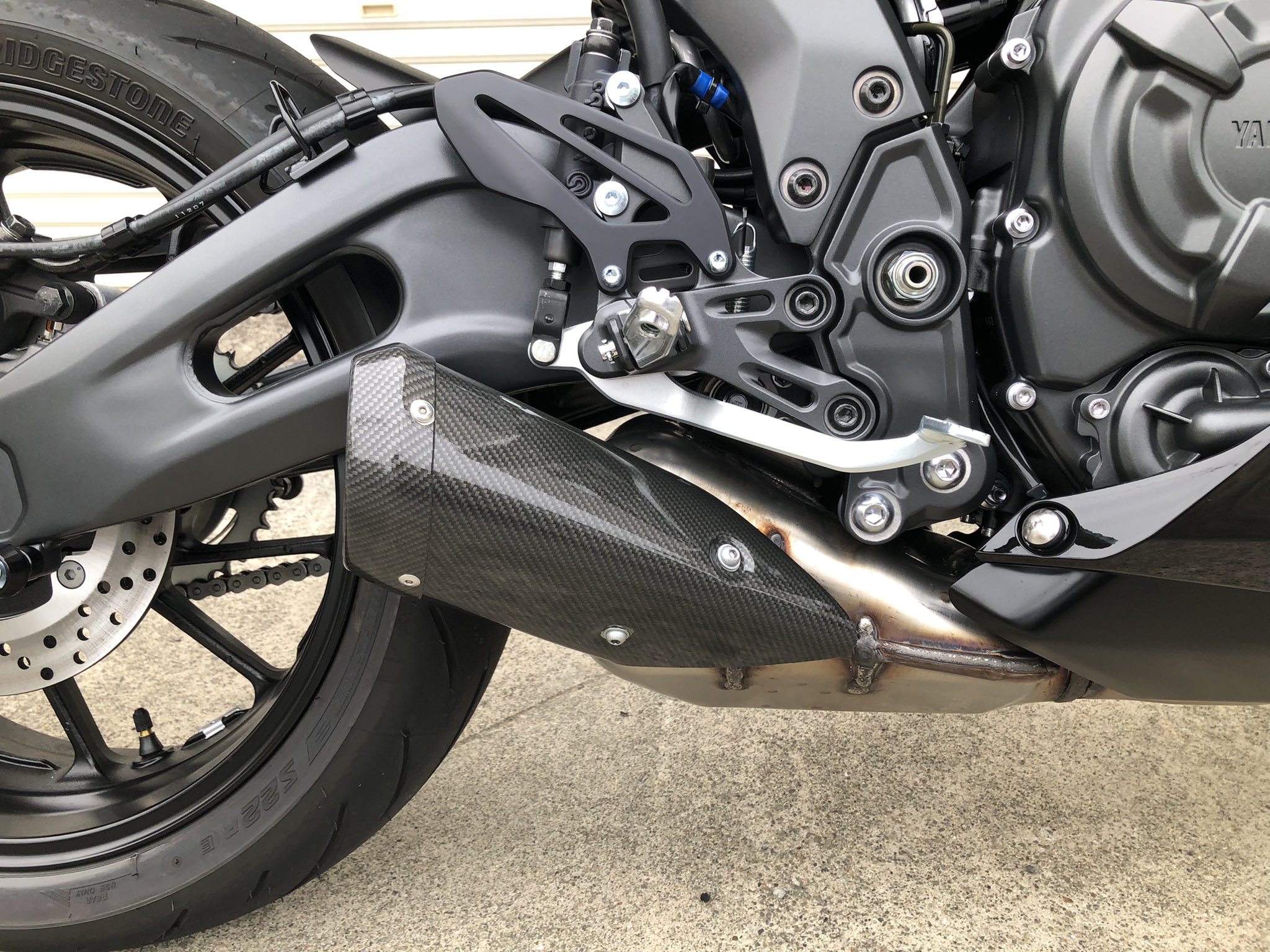 YZF-R6 R7 MRS製 ブラックスクリーン ☆購入ショップ