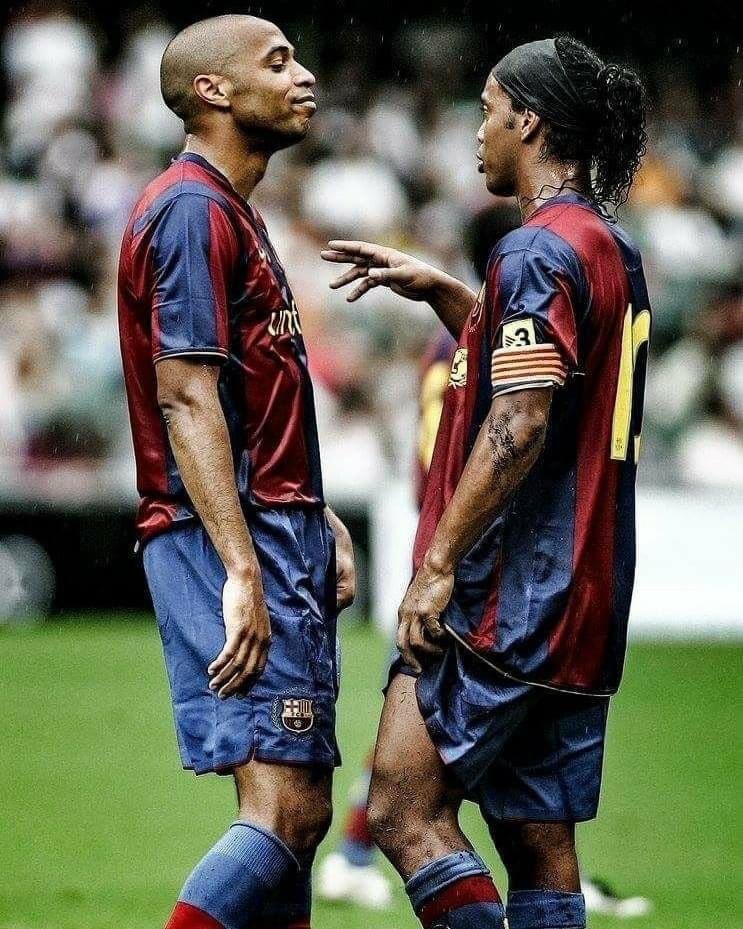 Footballogue's tweet photo. Cette photo 🔥🤩 https://t.co/hb9YYdOecK