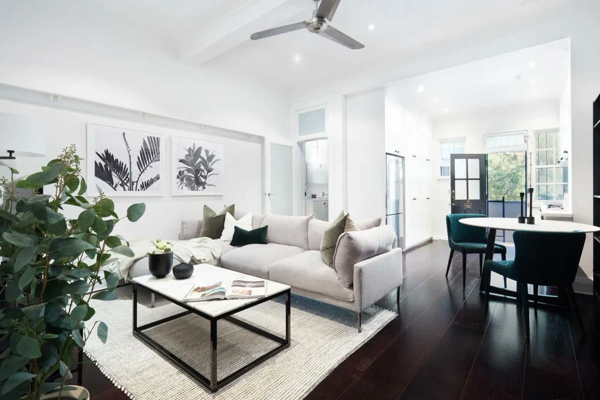 LAbode_Aus's tweet photo. This stylish one bedroom apartment has an open concept living and dining room. The location is in a boutique block with an elevated leafy outlook. 

https://t.co/p28SXONzkX
.
.
#luxuryhome #interiordesign #luxury #luxurylifestyle #realestate #design #architecture #homedecors https://t.co/esF31aHDFf