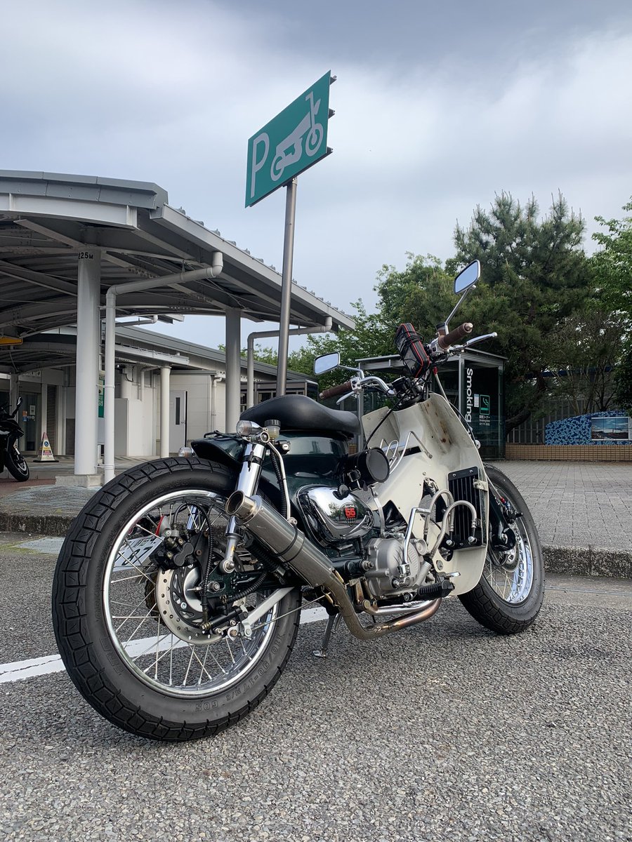 aosyu's tweet photo. 初高速道路。
結構カブでもイケる。
#スーパーカブ
#軽二輪登録
#原付軽二輪登録 https://t.co/8wiHyJA2ug