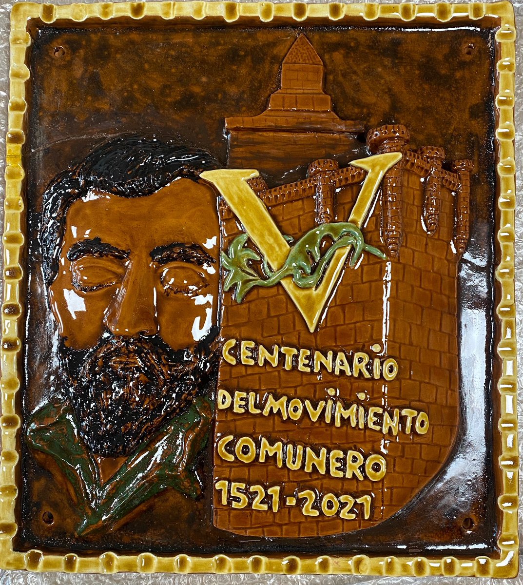 portilloayto's tweet photo. Se tiene previsto realizar un pequeño acto de inauguración el próximo martes 26 de abril a las 18:00h. en la misma Calle Comuneros, que sirva de homenaje al movimiento comunero y al que se invita a participar a todos los vecinos y vecinas que nos quieran acompañar. https://t.co/DACAdmnMBS