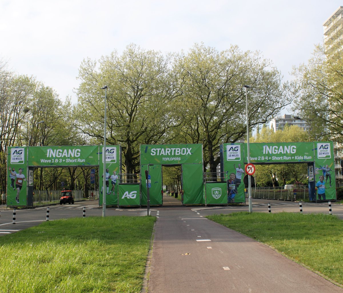 Hier is 't te doen vandaag 😍

Vlot naar Antwerpen? Check: slimnaarantwerpen.be/nl/werken-even…
#AGAntwerp10Miles