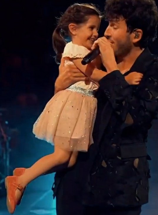 LauraSalz16's tweet photo. #YatraBebes 🏔💫☘❣
Te voy a dar la razón por una vez @SergioA_27 creo que de esta combineta con rubia podría salir una bella cachorrita #Yatra ☘❣
Yo siempre soy pro #TeamMorenas pero en esta te banco. Muy interesante combineta.
#PapiChurro ❣ https://t.co/UDJf3HpHhJ