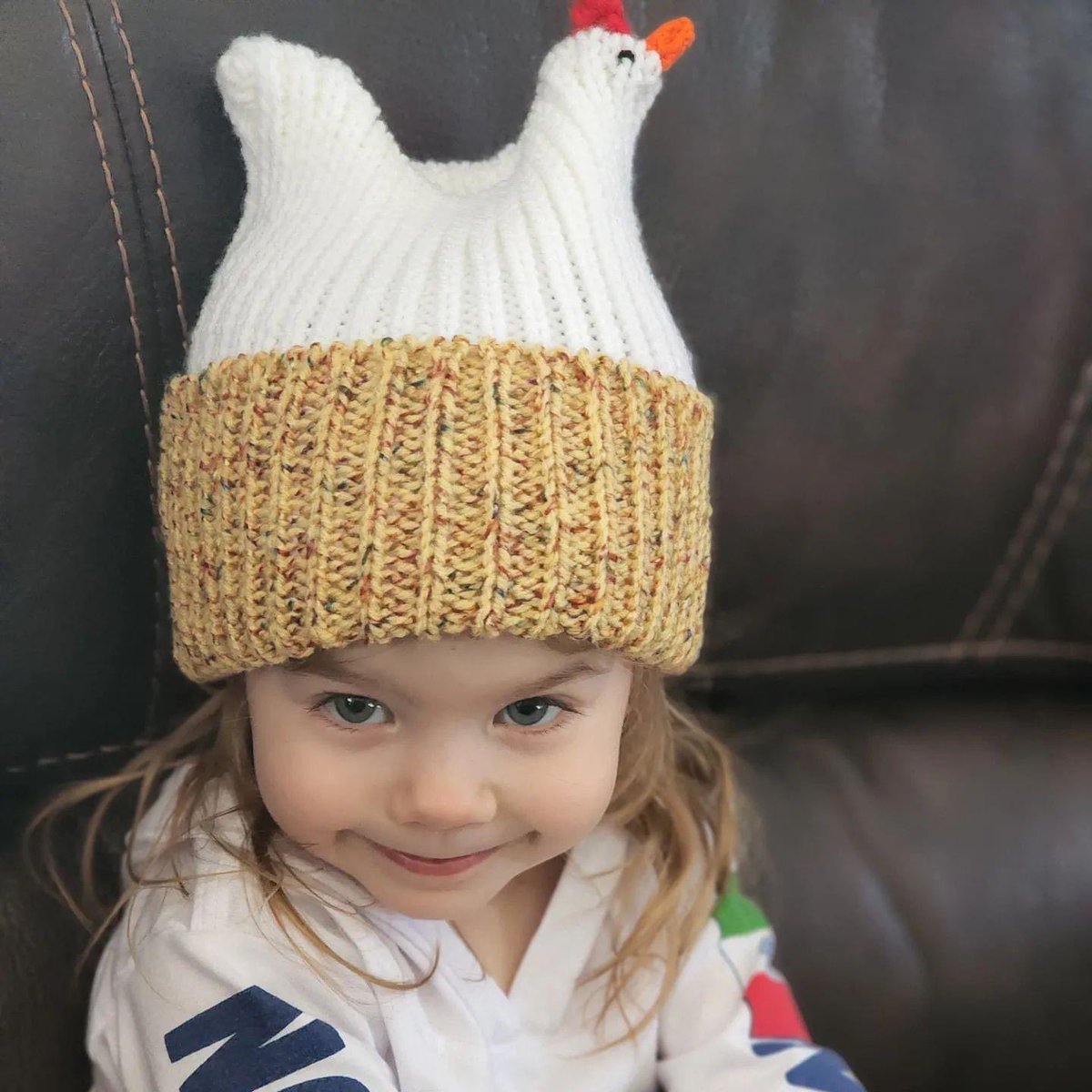 dawn_kimmy_nl's tweet photo. My nieces got their Easter package today! These hats! They have 3 pet chickens so they love these hats! ๐โค๏ธโญ๏ธ๐โญ๏ธโค๏ธ๐ #family #neices #chicken #chickenhats #homemade https://t.co/3SSZ8pNcgM
