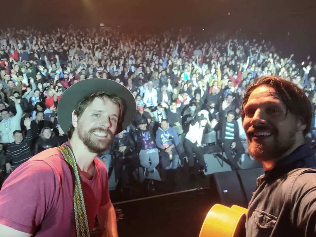 😀😍🤗🤩 @qualityespacio #liveshow #show