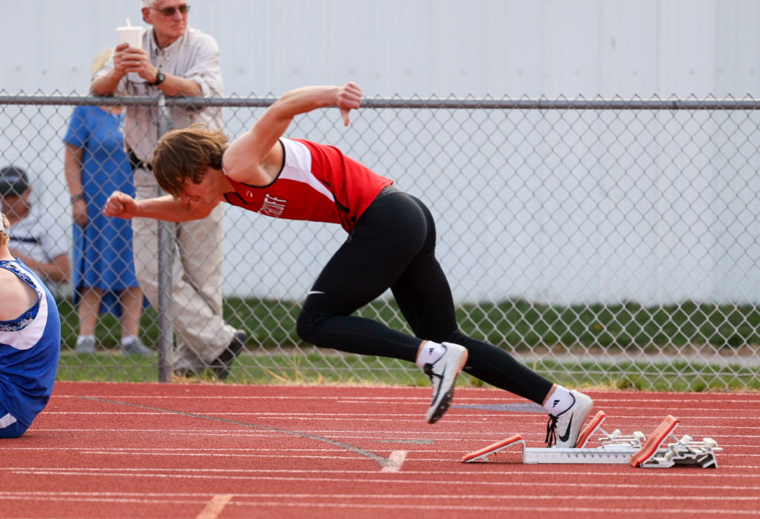 SB_TrackField's tweet photo. For the first time in his career @RansenWilkins breaks the 23 second barrier in the 200m, running 22.60 to finish runner-up #bearcatspeed https://t.co/ADNateny3g