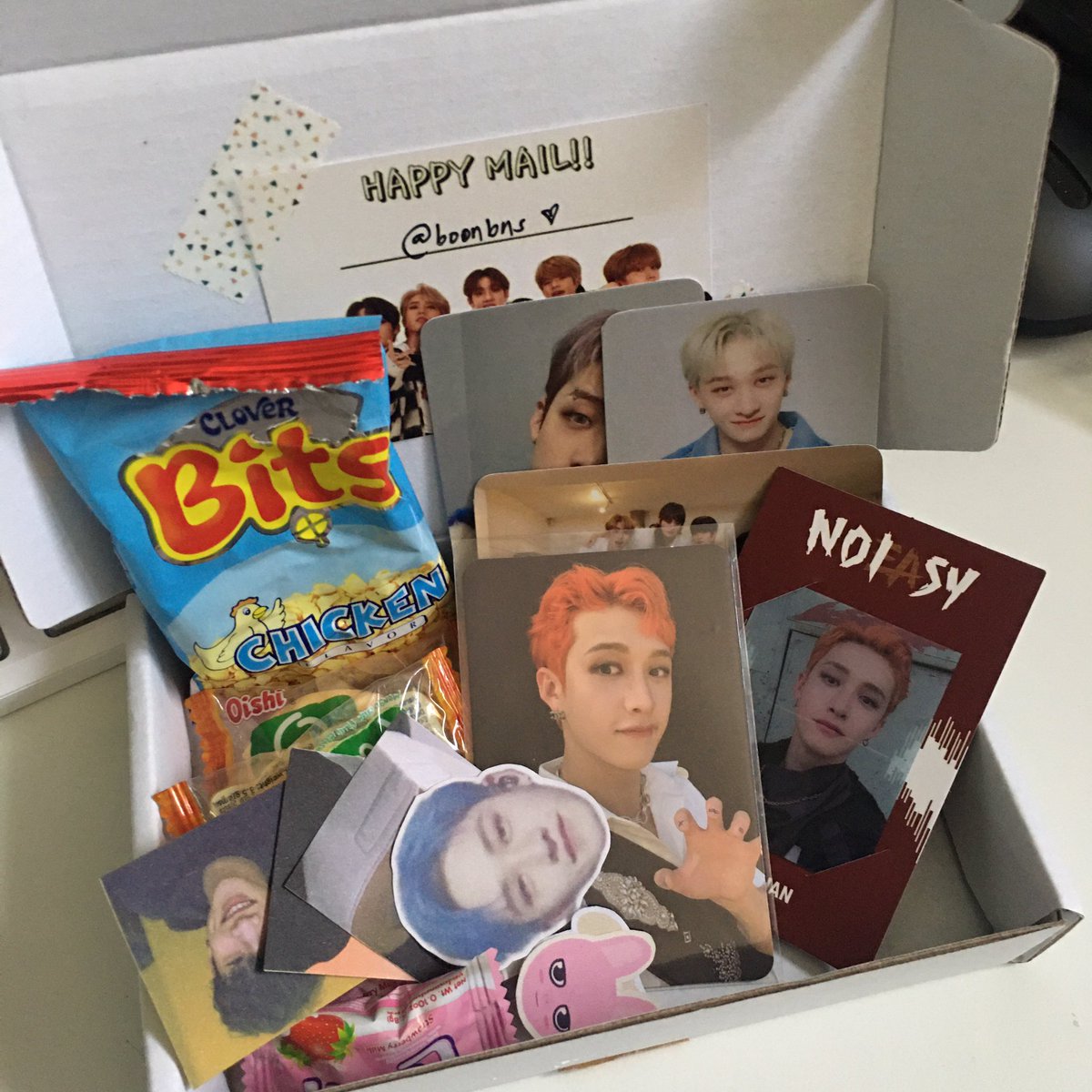 boonbns's tweet photo. [ @CB97KYUcart #pyonifeedbacks | #boonsmail ] 

chan ne jwc pcs 
— hello! they arrived safely because you packed them well! thank you rin po for the freebies and ty for the medyo jumpscare na sticker pagbukas ng box😭 https://t.co/maG0hXpITF