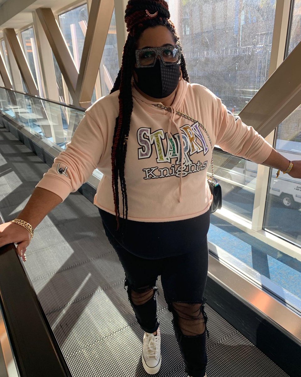 Mj_The3rdPick's tweet photo. Checkout my lifestyle brand, @SKApparelCo I promise, while you’re wearing it nobody will save bae from the great flood but you. #StarryKnights #TakeGiantLeaps https://t.co/Gh8ksz8bNz https://t.co/g1pMhQYNvH