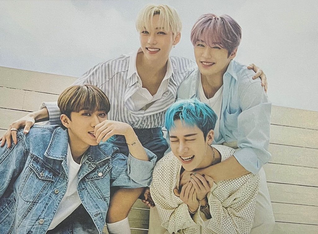 skzinfoespmx's tweet photo. Algunas fotos de Stray Kids para la revista 1st look x CLEAN

#MANIAC_SKZ #StrayKids @Stray_Kids https://t.co/0hDmiLmZAV