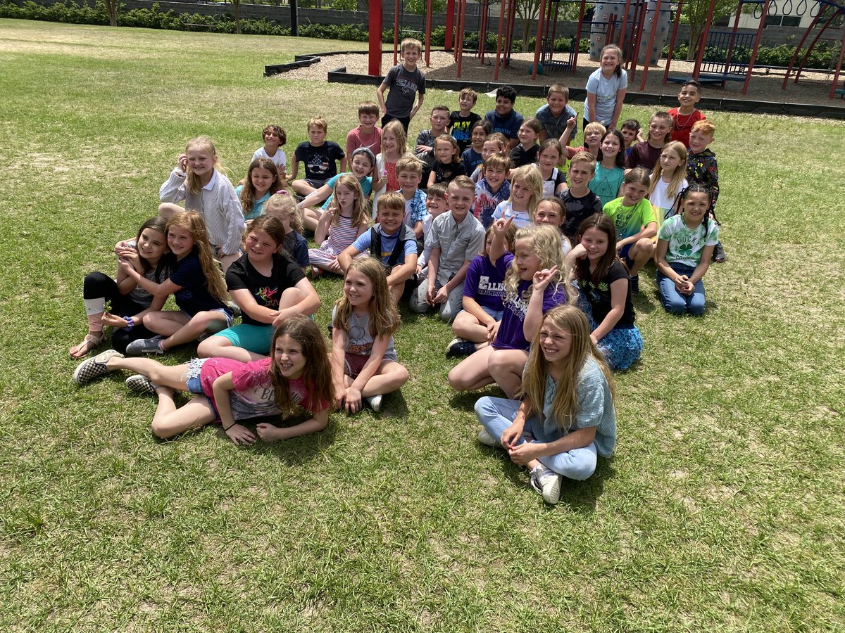 We are #MathsNerds!  Students celebrating growth in mathematics!  ⁦<a href="/CaraStepa/">Cara Stepanik</a>⁩ ⁦<a href="/ellisorbulldogs/">Ellisorbulldogs</a>⁩
