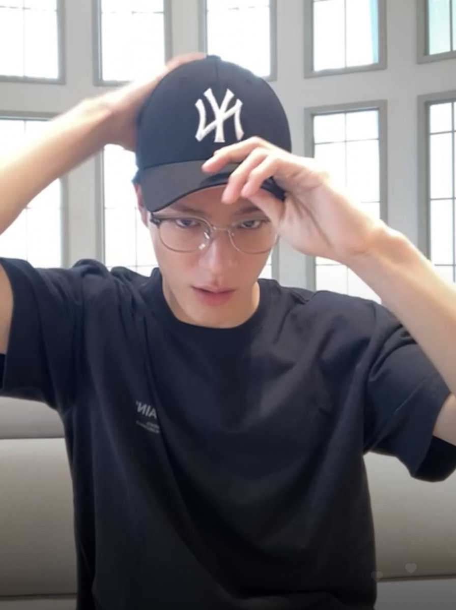 cheeseiei's tweet photo. เจโน่                                             เจน่อ https://t.co/PBXUP0ezUn