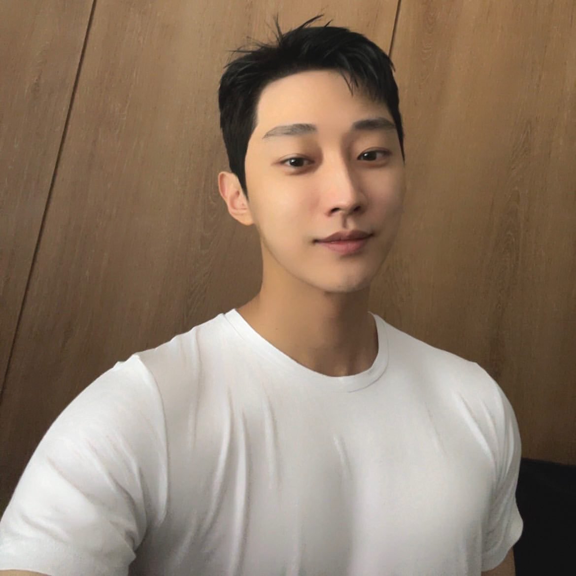 jinyoungzip's tweet photo. https://t.co/HpZ7D5skQI