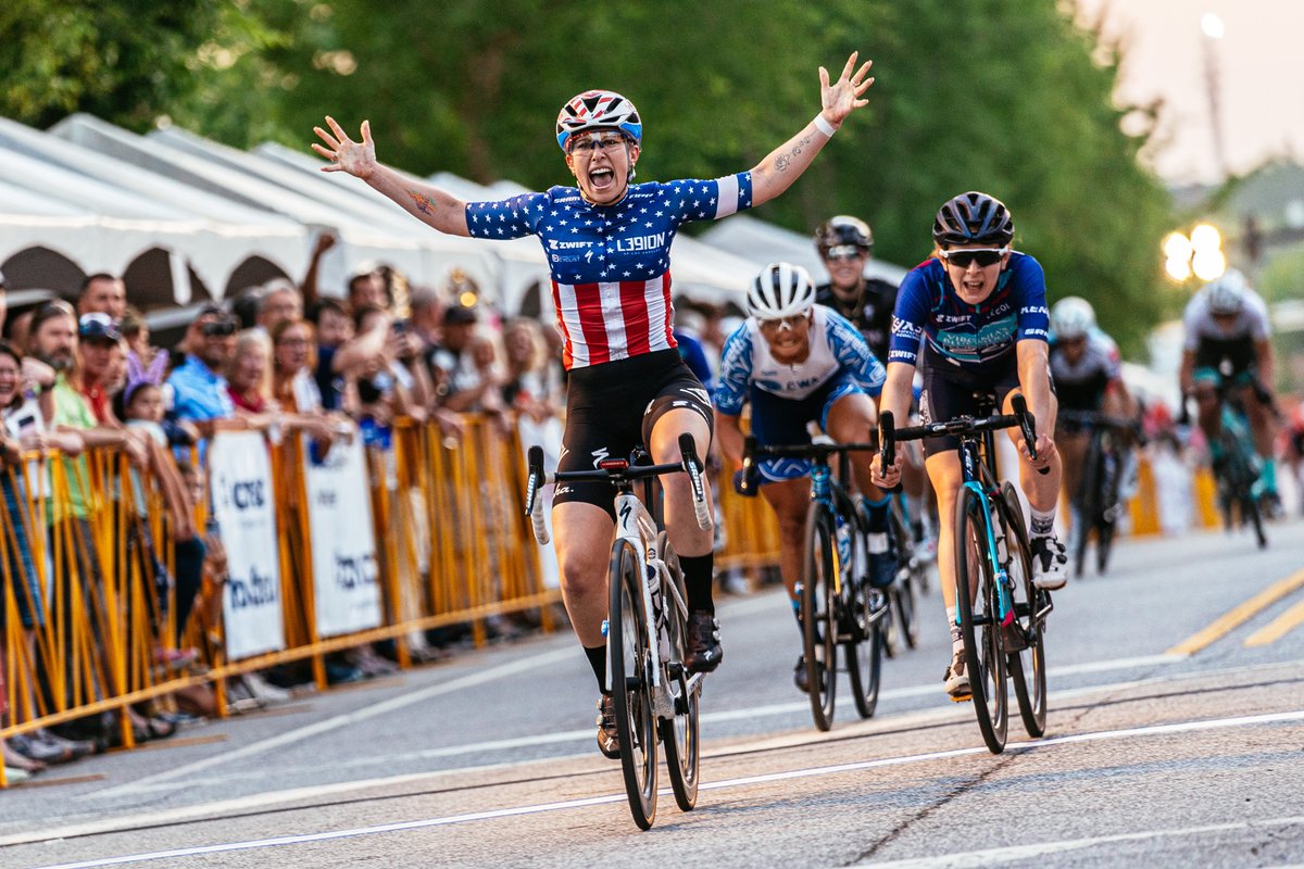 .@Kendall_Ryan92 takes our first win tonight at <a href="/USASpeedWeek/">Speed Week</a>! Photo: <a href="/KitKarzen/">Kit Karzen</a>