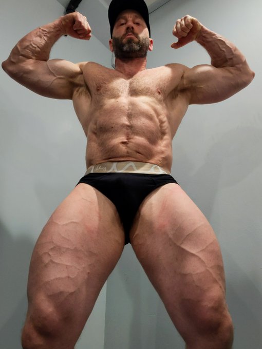 Worship this. https://t.co/MYW83sQi43