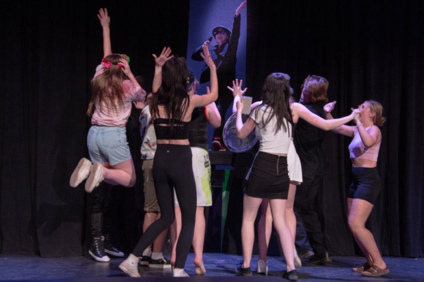 SalComp's tweet photo. Congratulations to our seniors on an amazing performance at the One Act Play Festival today! The students received Best Student Playwright, Best Supporting Actor, Best Lighting Design and Execution, Best Sound Design and Execution! Bravo! #sabrepride #saldramily https://t.co/k0KkCgf3pm