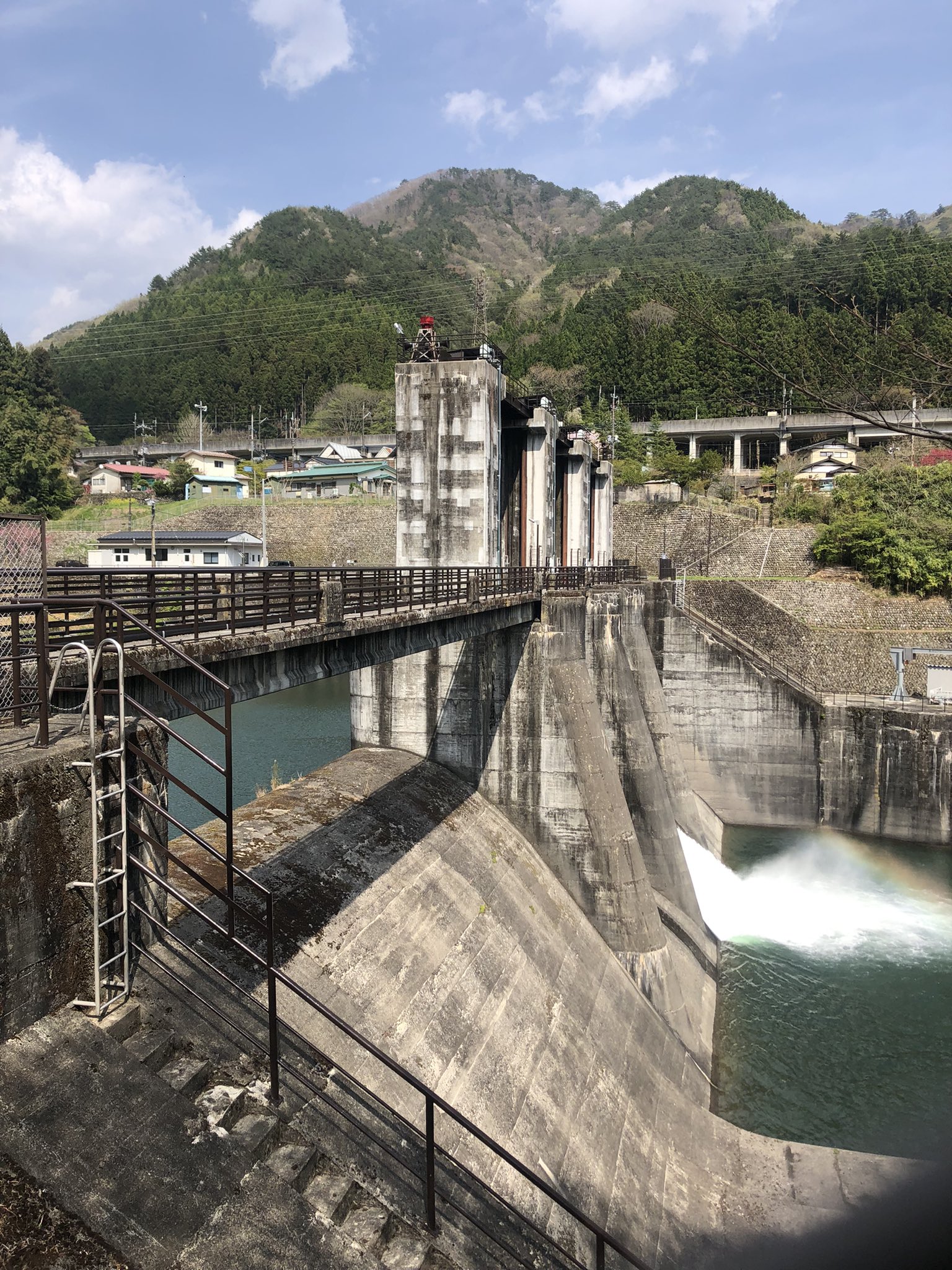 ダムごん Dam Gonta Twitter