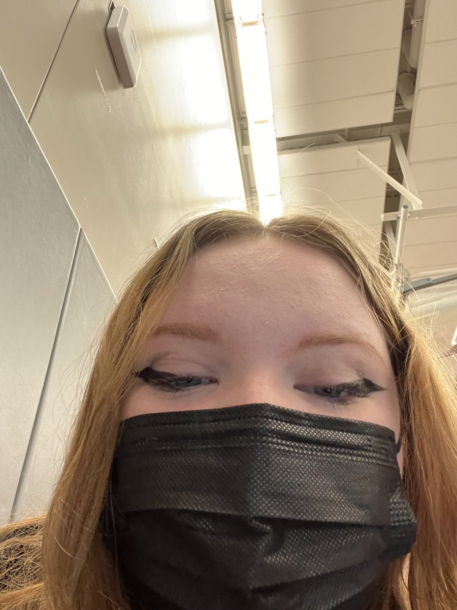 evuwonton's tweet photo. hi evas twitter https://t.co/DNruQVbXWj