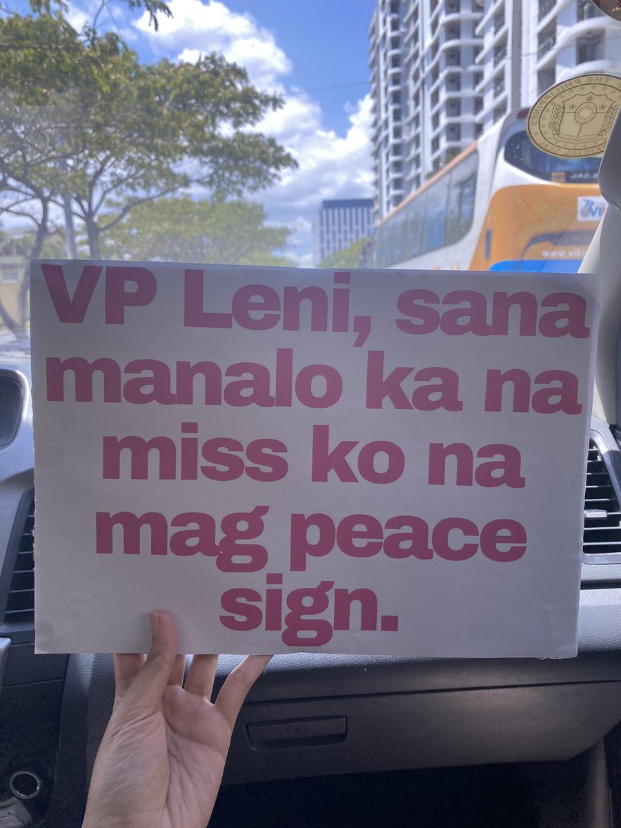 jujurelaxx's tweet photo. READY NA FOR VP’S BDAY!!! 😆💕🌷#PasayIsPink #NCRisPink #HBDPresidentLeni #NCRSouthGrandRally https://t.co/ez1k29NlJd