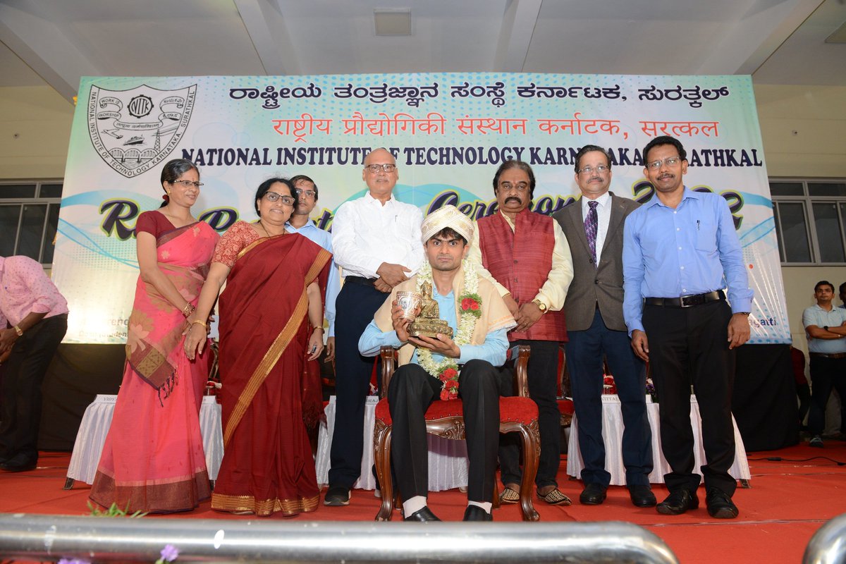 surathkal_nitk's tweet image. Snaps of Ring presentation ceremony 2022!!!!!🎉
We are tremendously grateful to all the dignitaries who graced the occasion. #NITK @surathkal_nitk #RingPresentation #ProudMoments