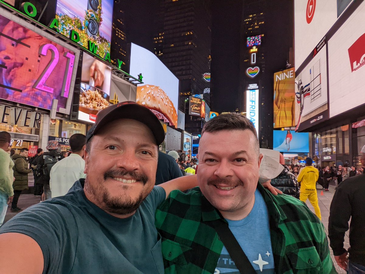 puerco's tweet photo. Together in real life at last!!!
๐๐๐โ๏ธ๐๐ฒ๐ฝ๐ง๐ท
#RelEngFam https://t.co/fQIUQ0Z9Lq