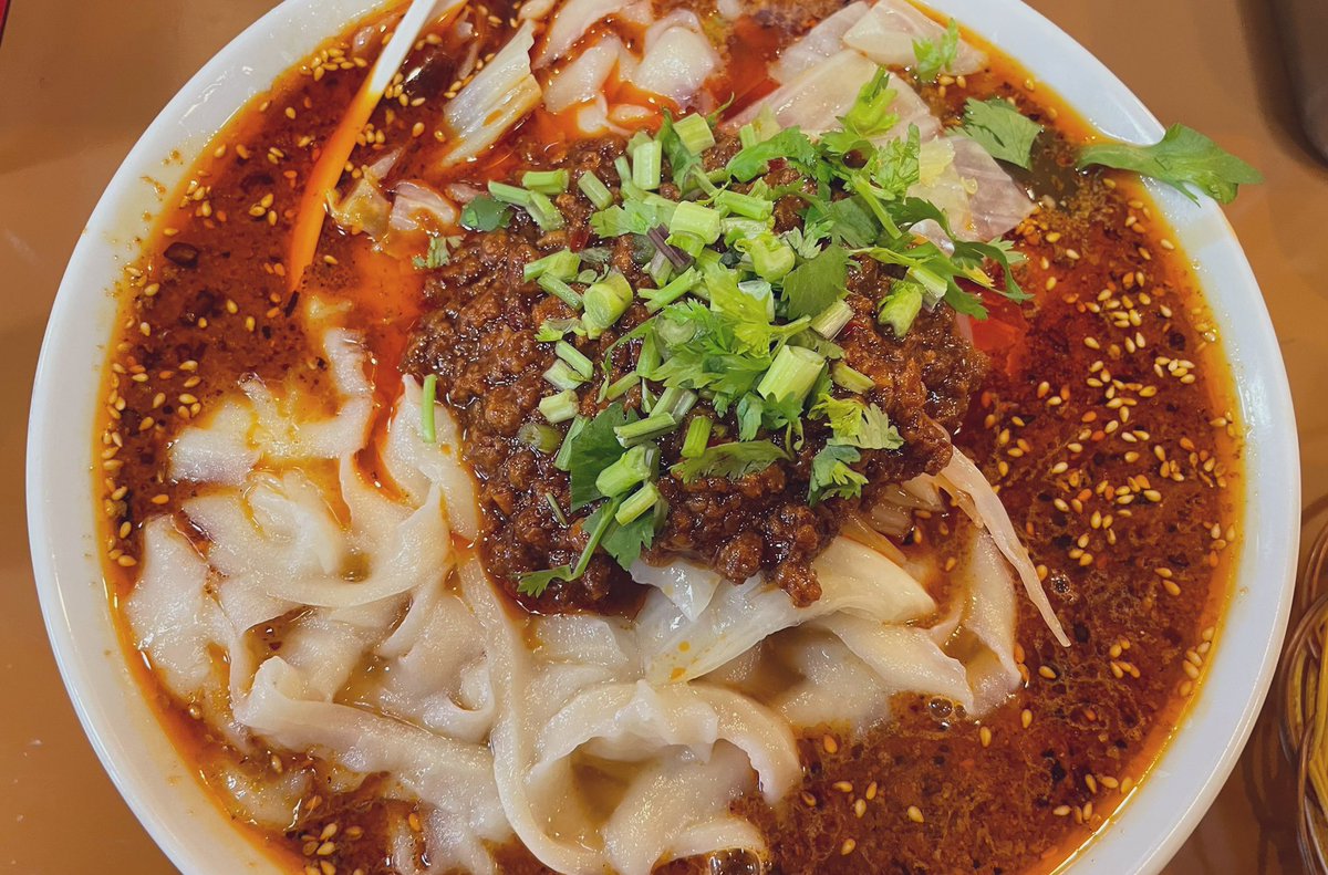 巧の技の麺料理刀削麺 - cureco beta