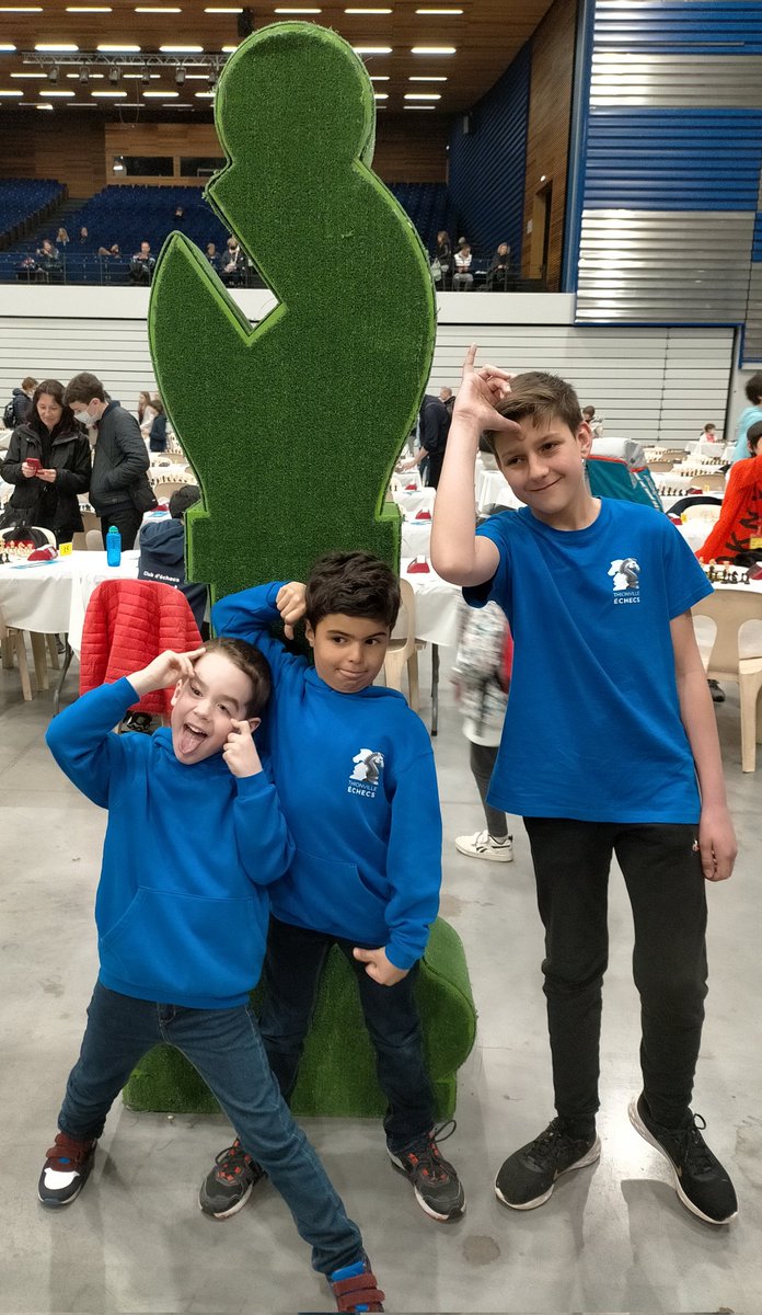 MagalieMerrant's tweet photo. Aujourd'hui, avant dernière journée du championnat pour Thionville Echecs.... soyons fous!!! 
#agen2022
#thionville
#yutz
@ChampFraEchecs https://t.co/NY8D6Tt1lL