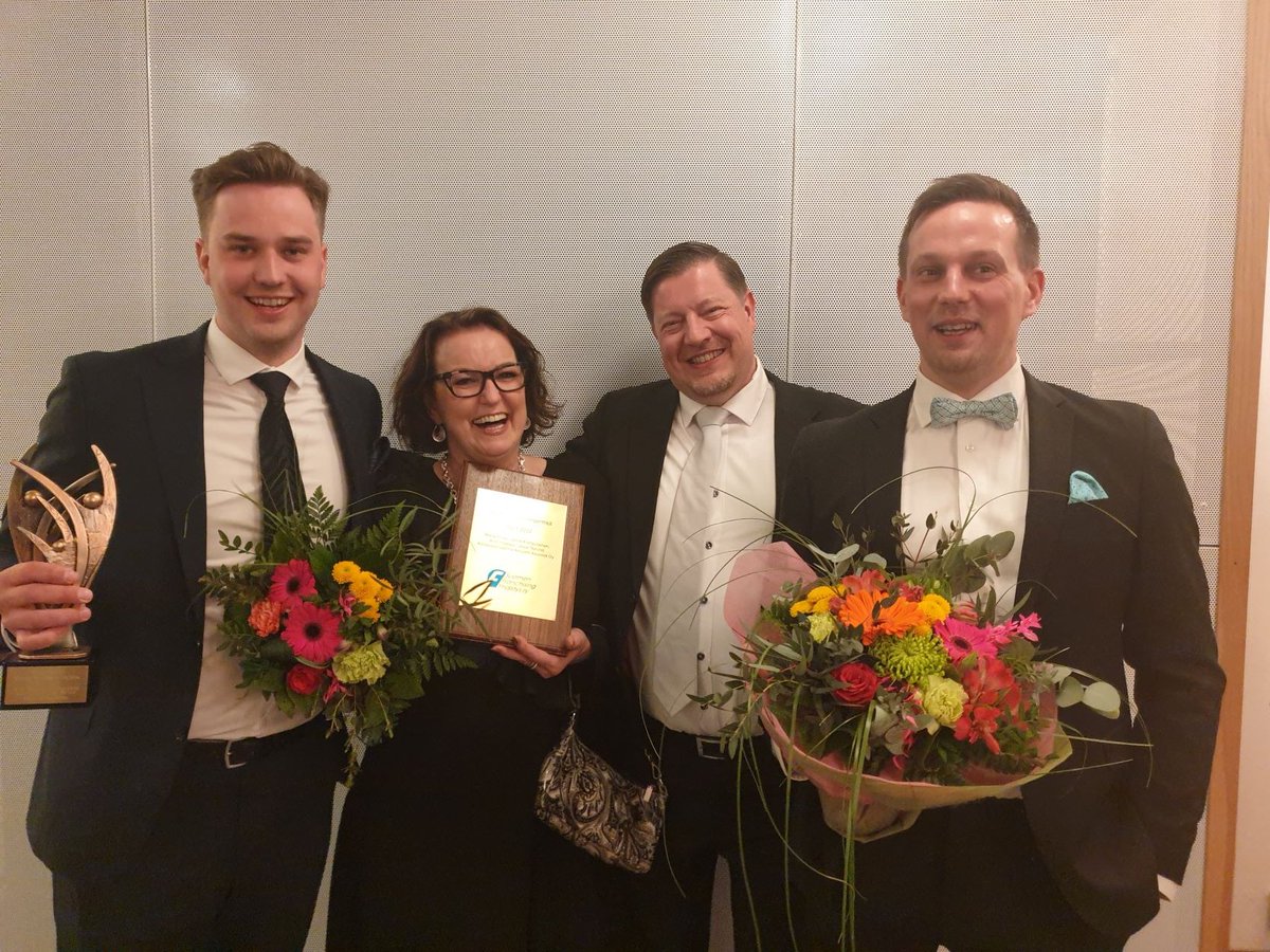 Onnea Jesse Nylund, Maria Pusa, Antti Haataja ja Janne Kumpulainen eli Suomen Franchising-Yhdistyksen palkitsemat Vuosien 2021 - 2022 Franchising-yrittäjät Suomessa! Koko Kiinteistömaailma-ketju onnittelee! #frannyawards