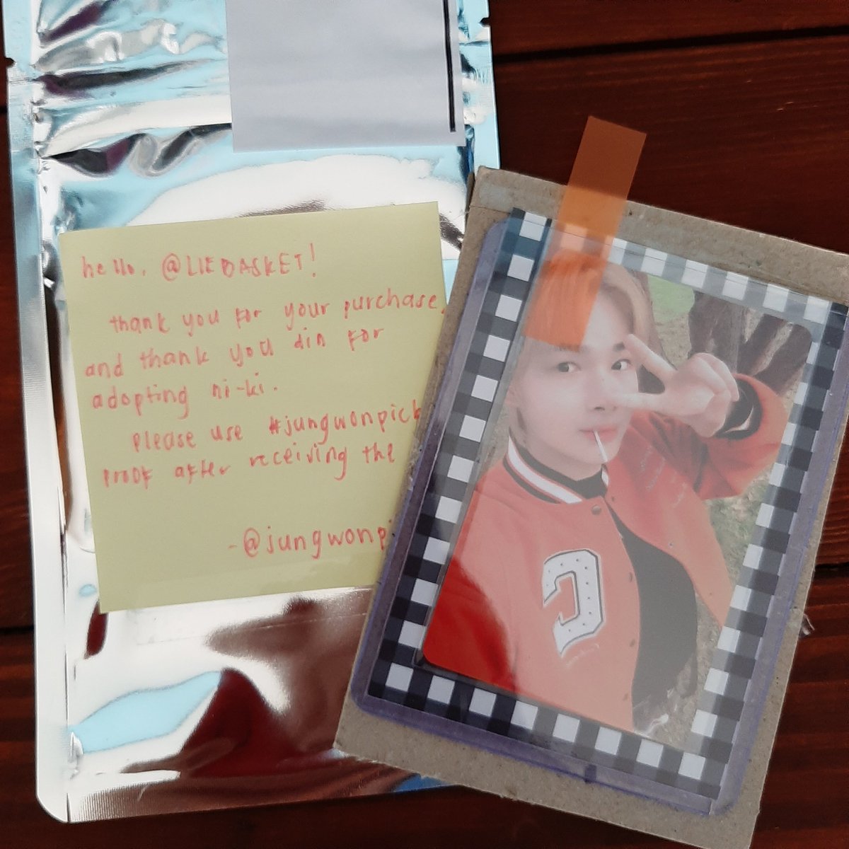 LIEBASKET's tweet photo. thank you so much @jungwonpicks for the smooth transaction !! ni-ki came home safely today^^ 

#jungwonpicksproof https://t.co/gurzSdNeBK