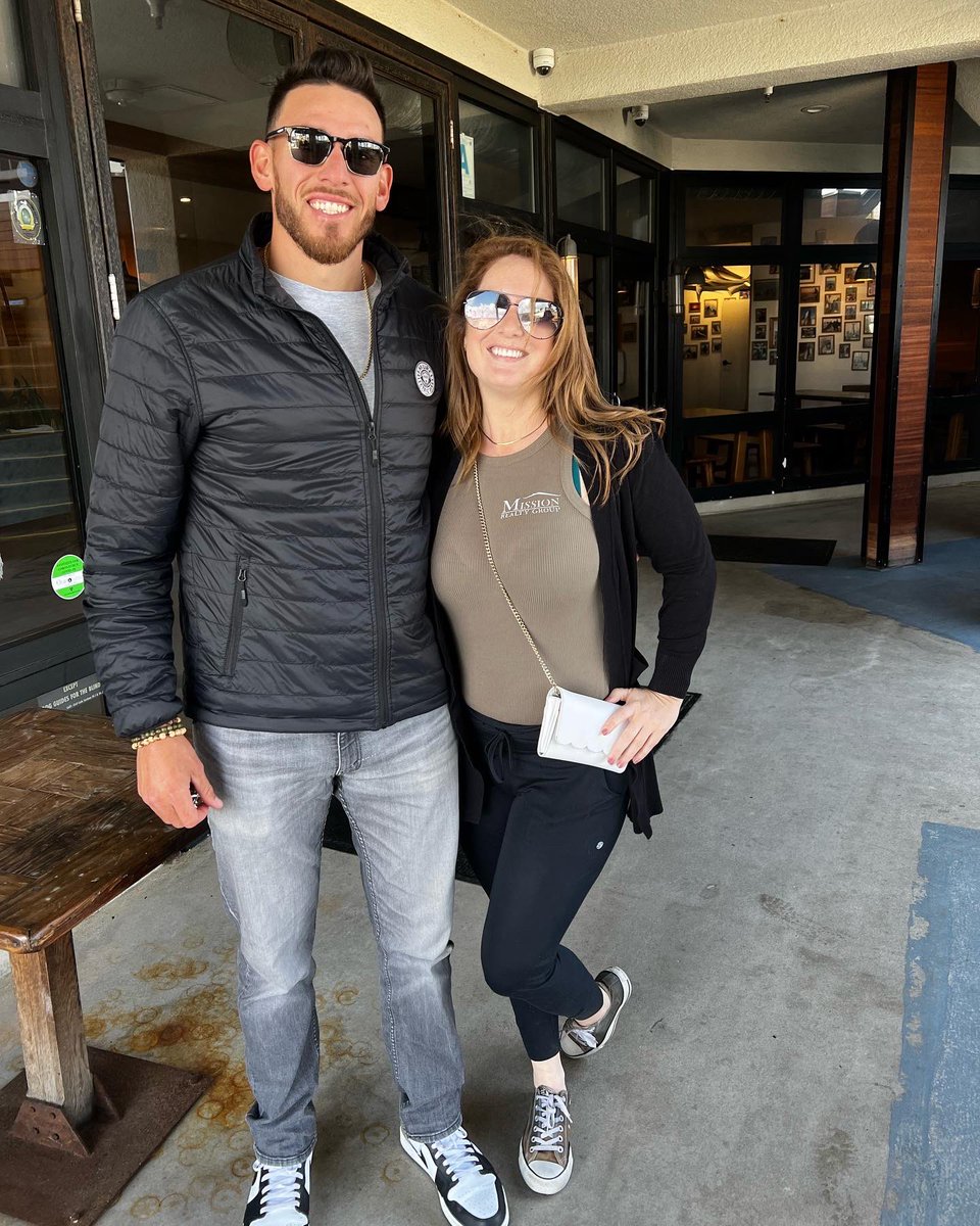 Kristen Dare tweet media