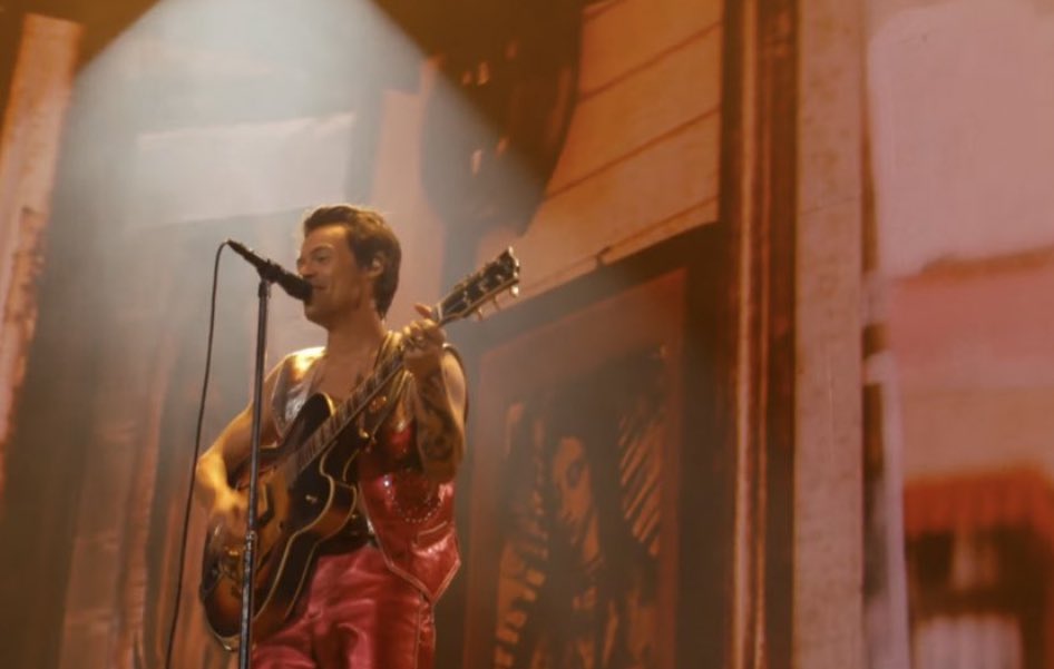 HarryMexOficial's tweet image. Harry Styles ft La Virgen de Guadalupe #Coachella