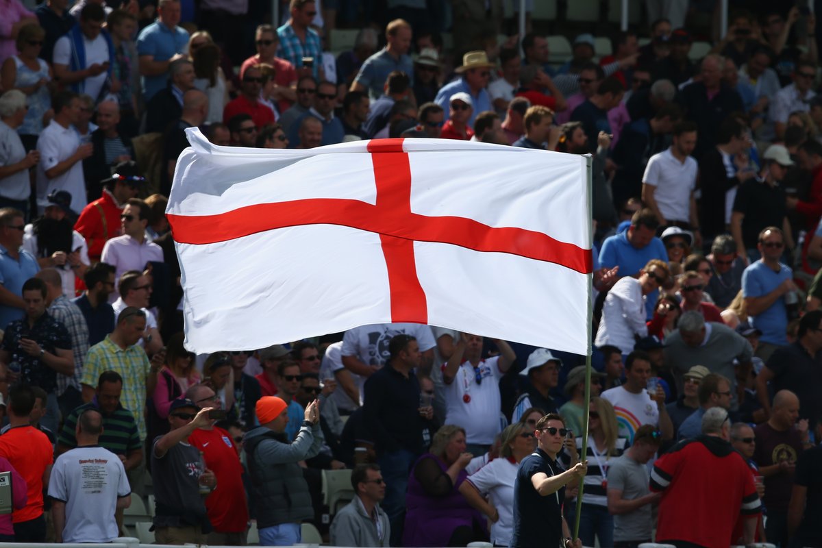 WarwickshireCCC's tweet photo. I will not cease from mental fight,
Nor shall my sword sleep in my hand,
Till we have built Jerusalem,
In England’s green and pleasant land.

Happy #StGeorgesDay. 🏴󠁧󠁢󠁥󠁮󠁧󠁿

🐻#YouBears https://t.co/eIEFbYPh5J
