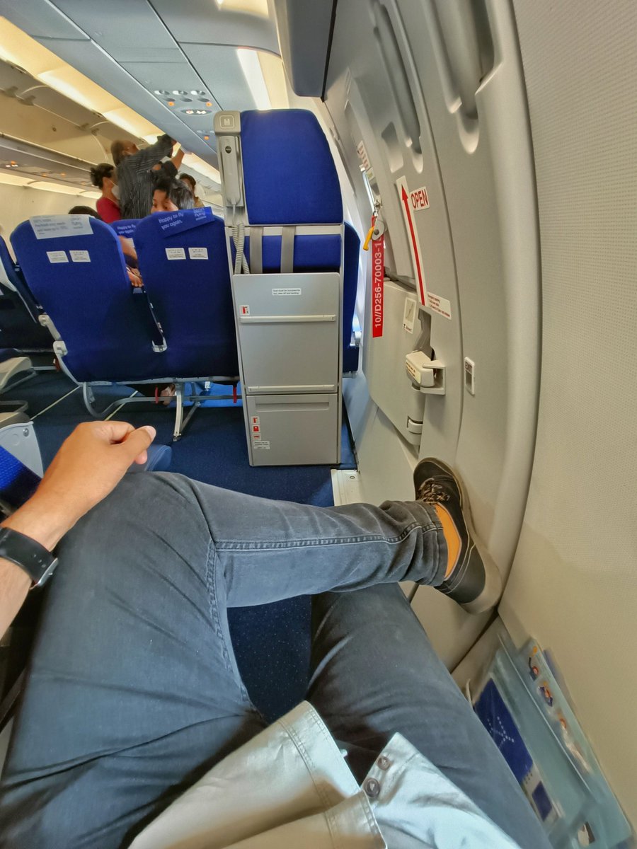 BunnyPunia's tweet photo. XL sized "special" @IndiGo6E seat for an XL sized update from @NexaExperience ;)
To #Bengaluru (and Nandi hills) for experiencing what all has changed in the 2022 XL6
Stay tuned to @91wheels
#NexaXL6 https://t.co/Ye4iFqf5JX