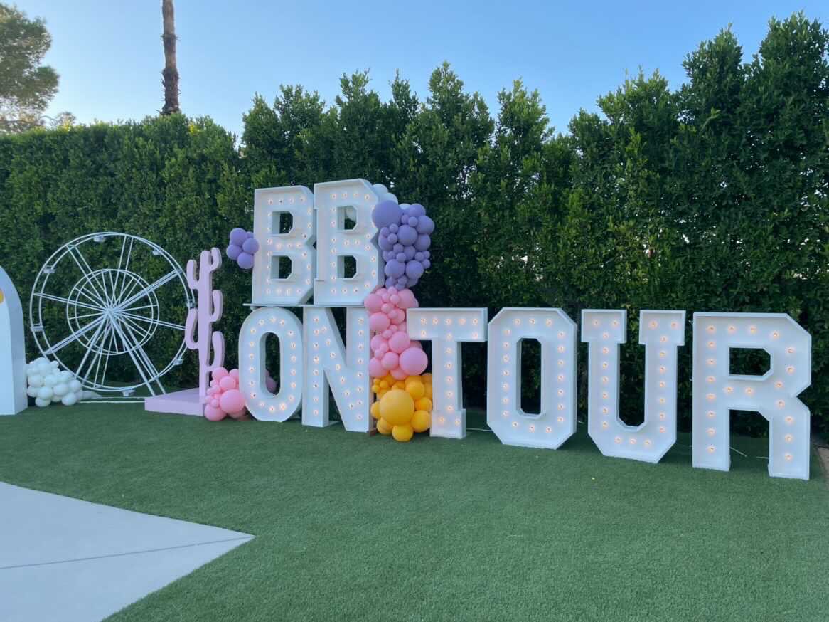 Beginning Boutique tweet media
