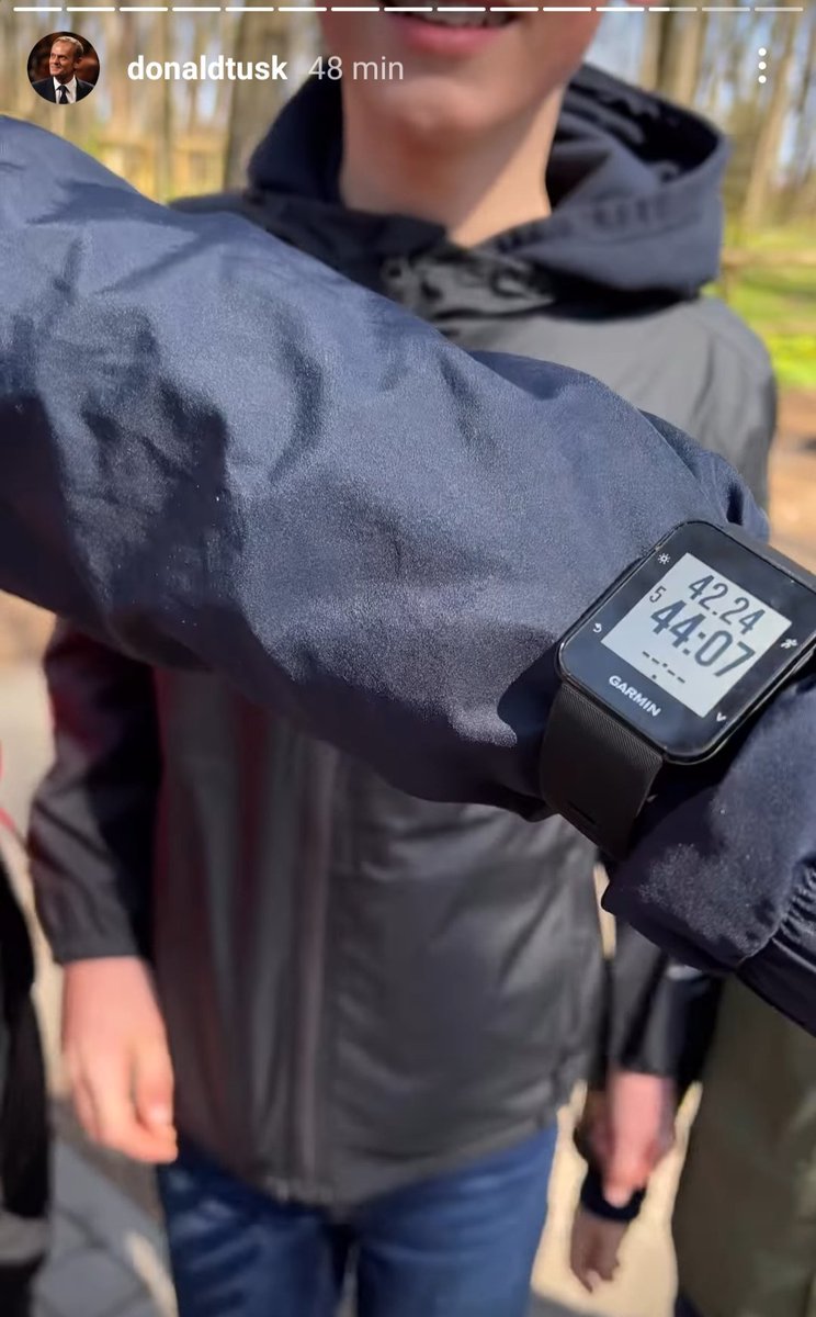 CichonAlicja's tweet image. Jak tam, panie @MorawieckiM kondycja? 
Bo .@donaldtusk pyknął tak przy sobocie 42 km z kawałkiem.