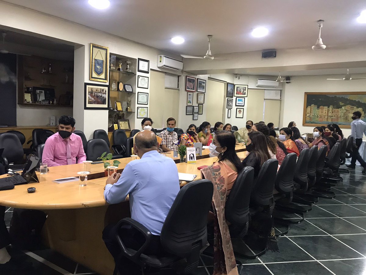 Poonamm1611's tweet image. Excellent Parenting session by Mr. Sivaram Raghavan #interactive #interestinganecdotes #engagingdiscussions. Gratitude to be a part of such enlightened session @kandhari_ekta @ashokkp @y_sanjay @Shambhuj007 @pntduggal @SimranNischal1