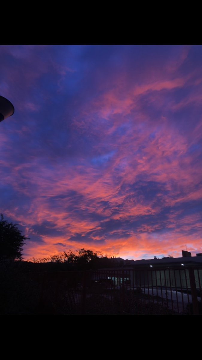 opacarofilia_'s tweet photo. el cielo es mágico https://t.co/ZhB15Sk5Uo
