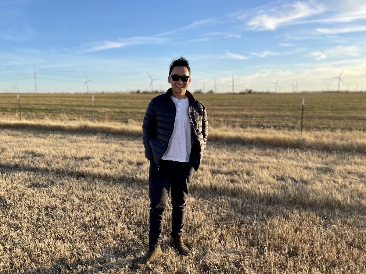 bitcoinagile's tweet photo. This real estate investor has a side hustle mining more than $110,000 in #bitcoin every month #Energy #Cryptocurrency #Technology #FinTech #BlockInc #AppleInc #CompassInc #Bitcoin/USDCoinbase @CNBC https://t.co/Cq3yVv1sdt https://t.co/Z3nAoaXwN1