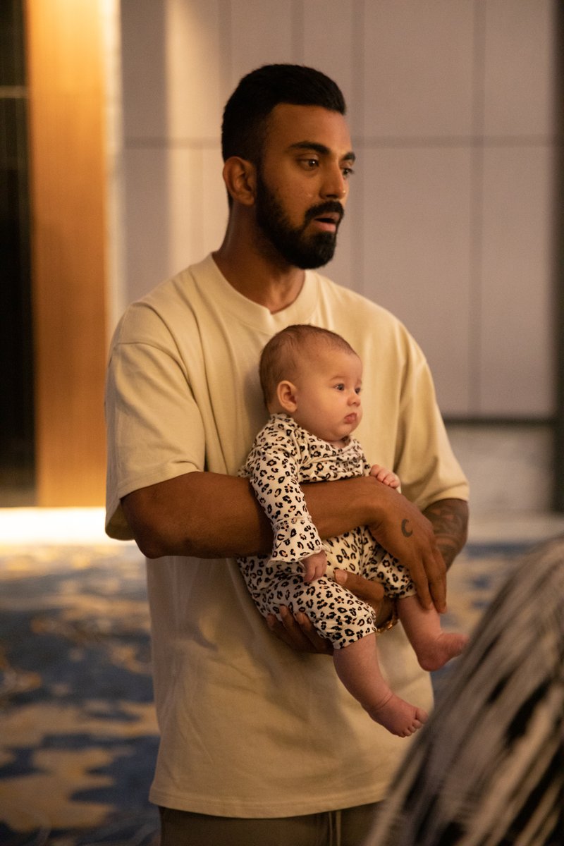 @Avni_KL_7 Such a cute snap, we're melting! 😍❤️