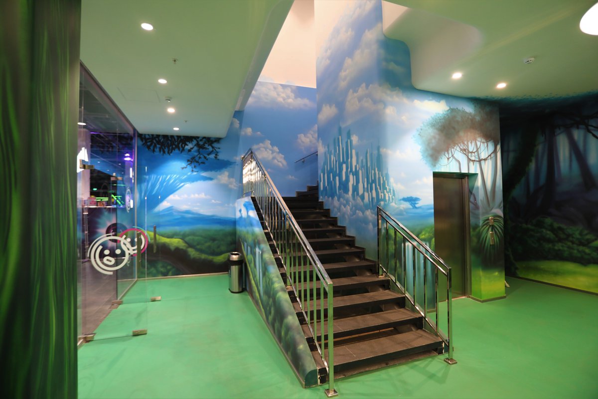utartstudio's tweet photo. The thematic decoration of the restaurant, futuristic plant plots based on the movie AVATAR, continues the general theme of the modern amusement park.
#artinrestaurant #utartstudio #graffiti #muralukraine #art #artstudio #avatar #jungleavatar https://t.co/13Ed2TPSs3