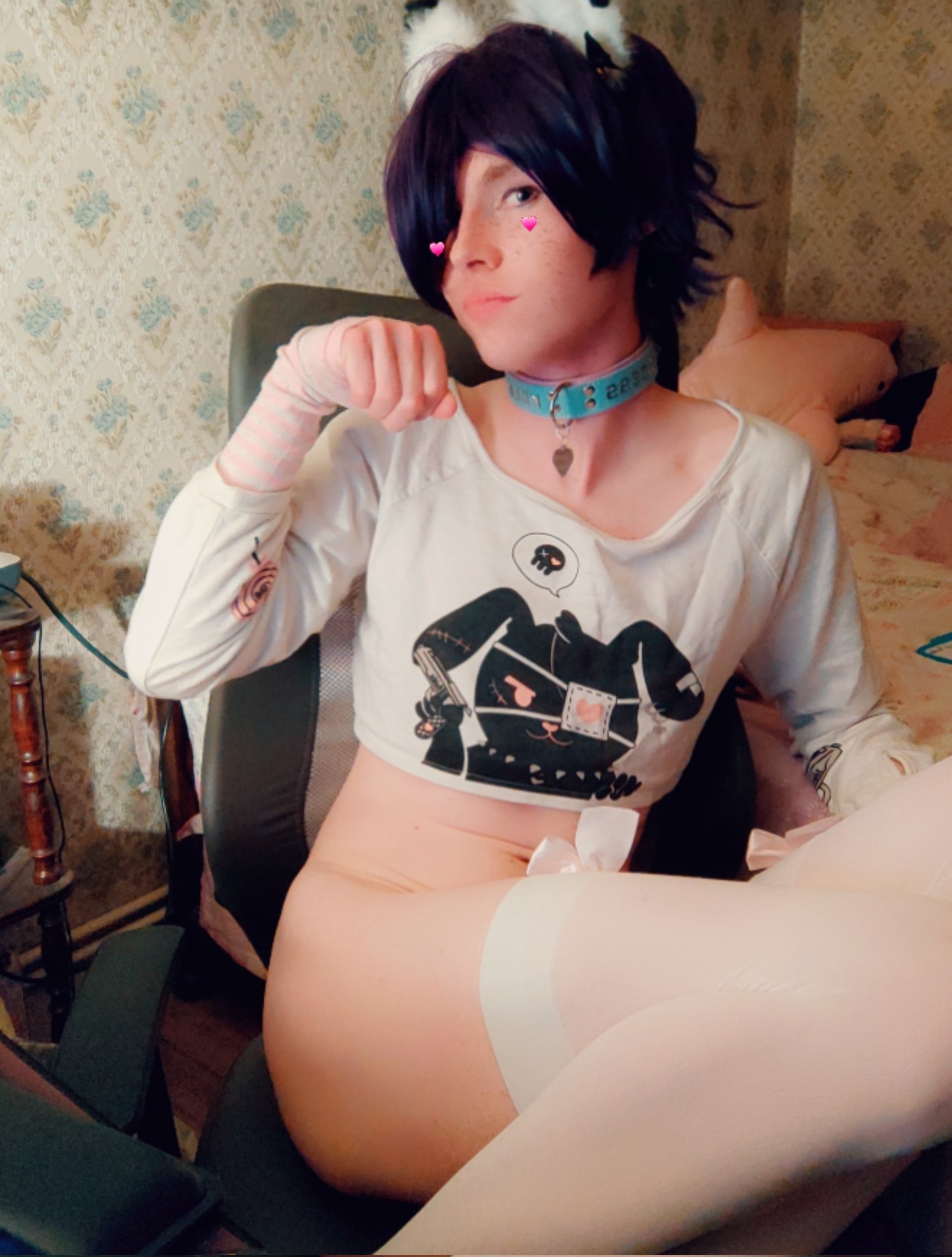 1 pic. 📌 pinned ! 📌 hai there ! ✨ welcome to my new twitter thingie, where i post all of my lewds and nudes ! :3 about me : - submissive bottom 🥺 - french 🇫🇷 - furry 🦊 - pan 🏳️‍🌈 check out my linktree for all my links, including my free 0nlyf@ns ! 👉👈 love, Koda ✨♥️ https://t.co/JU17n0SCKS