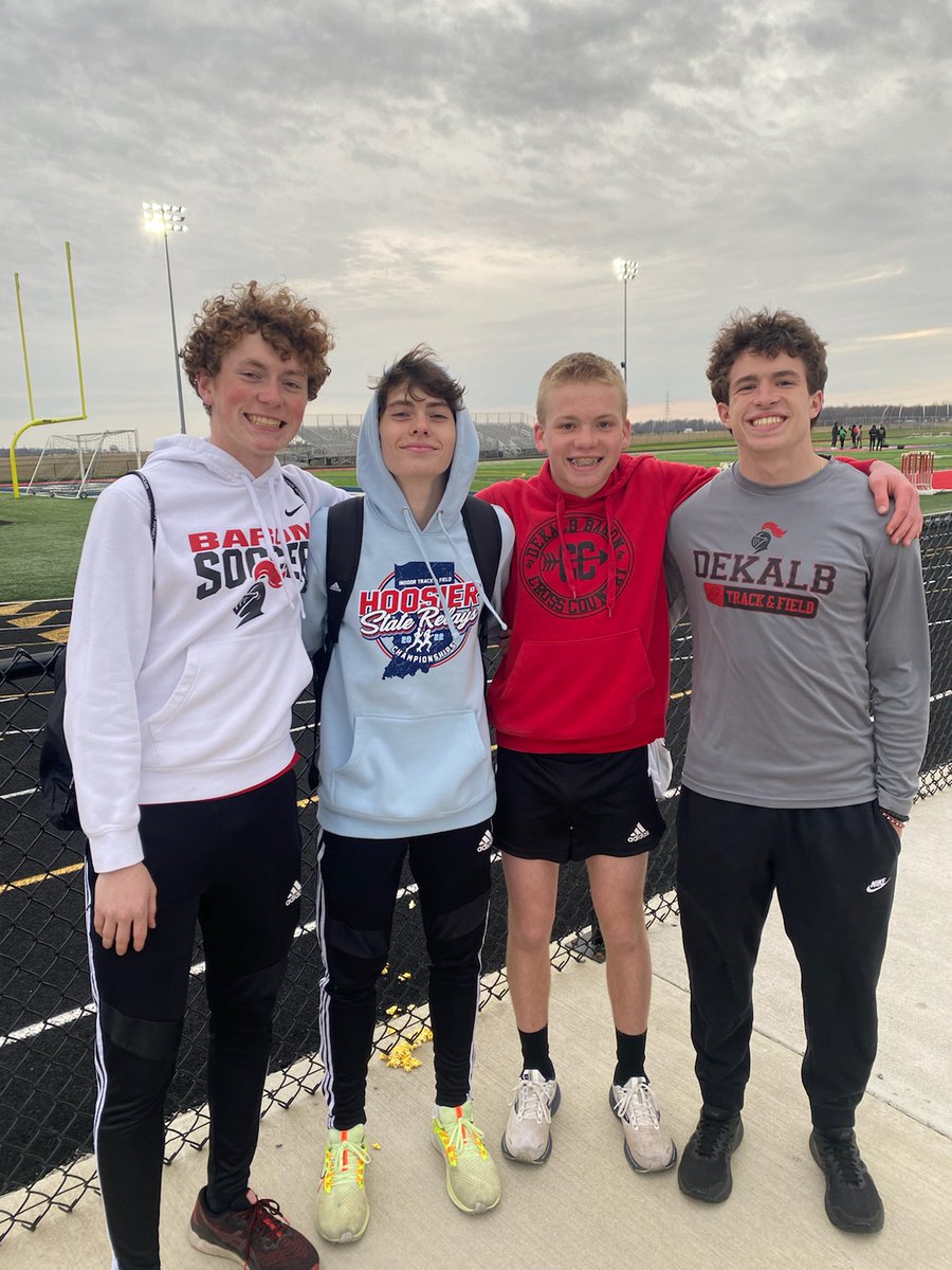 BaronXCountry's tweet photo. Our 4x800 team of Nate Fillenworth, Jaren McIntire, Matthias Hefty, Carter Vangessel not only won last night at the Heritage Relays but set the new meet record! Ran a 8:22 after Carter and Matthias went 1-3 in the 1600. https://t.co/1vapfj3iy1