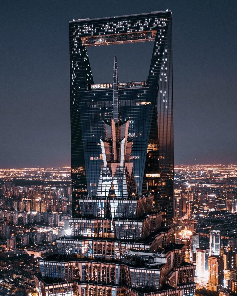ShanghaiEye's tweet photo. The city will forever shine for its heroes. ✨
#hero #ifc #ifcmall #jinmaotower #nightview #drone #dronephoto #skyscrapers #shining #shanghaieye #loveshanghai #liveinshanghai #lifeinshanghai #shanghaichina #shanghaicity #shanghaitower https://t.co/5z8NYT28yC