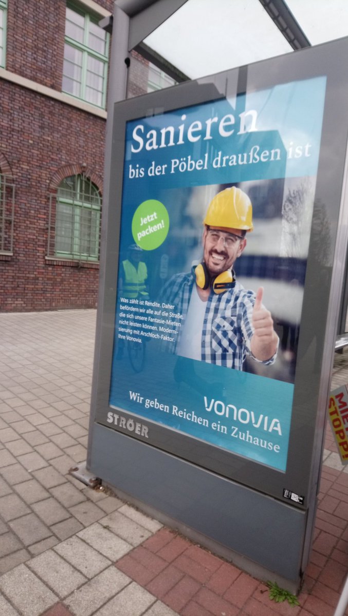 antifa_linke's tweet photo. 1429 Ehrliche #Vonovia Werbung am Rande der Route

#novonovia #bo2304 #Bochum https://t.co/IoWoSKjrD4