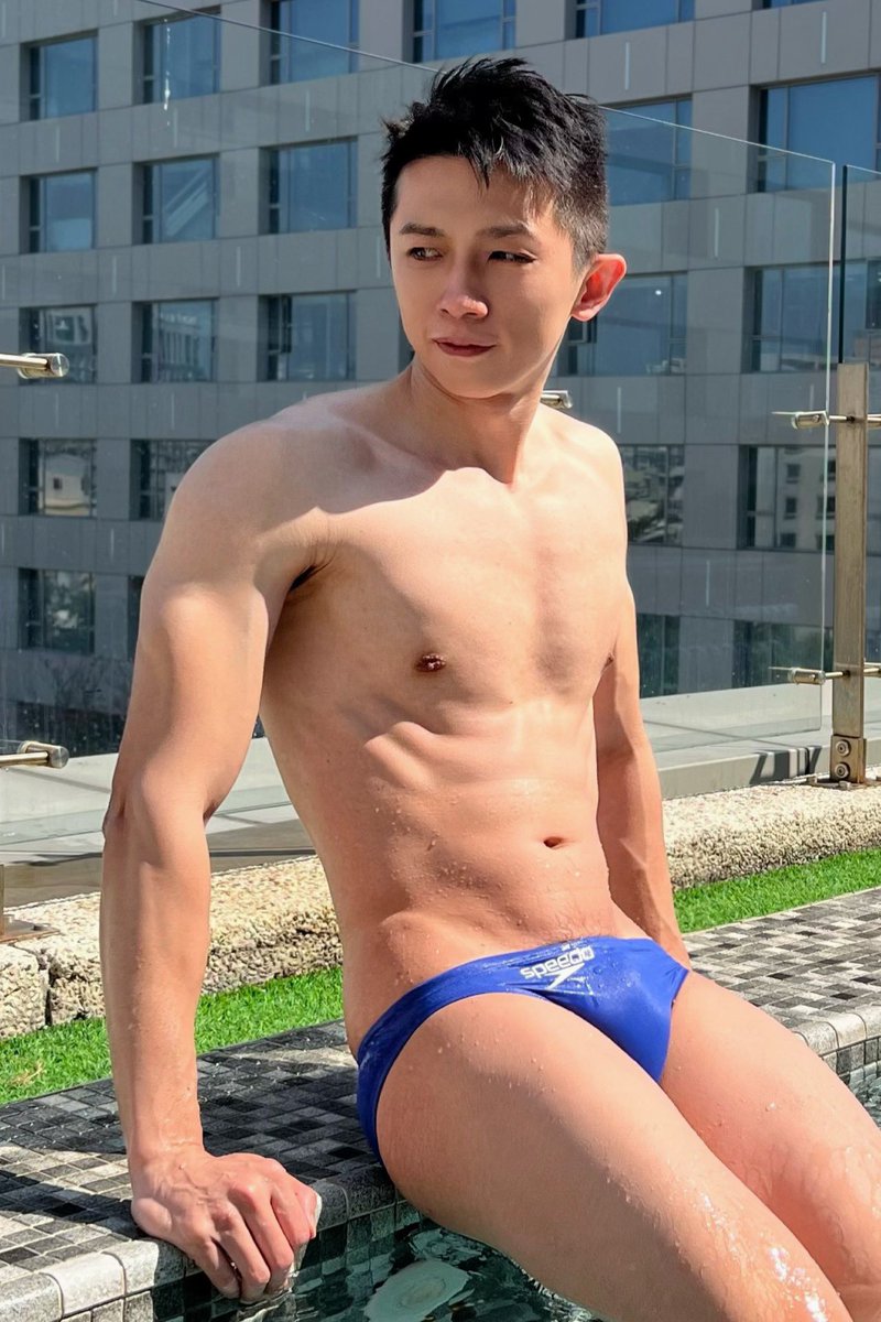 哇超久沒游泳了～ 🏊‍♂️