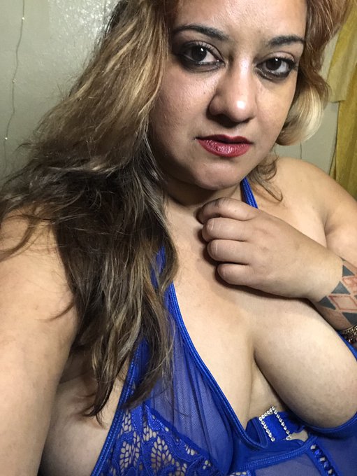 I do customs and make fetish amateur clips! #bbw #customporn  https://t.co/h1ajgKkYy9  https://t.co/VdsTuH9zXN  https://t<a href="/tag/bbw"class="tags">#bbw</a><a href="/tag/customporn"class="tags"><span>#customporn</span></a>