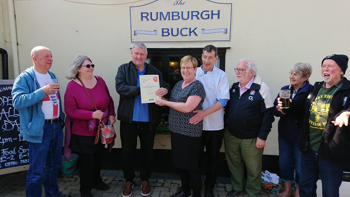 NE Suffolk CAMRA (@nesuffolkcamra) on Twitter photo Rural PotY 2022 presentation to Rumburgh Buck. Rural PotY 2022 presentation to Rumburgh Buck.